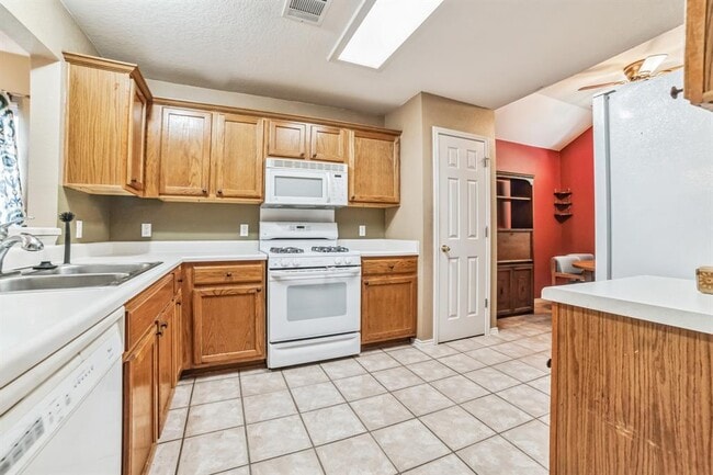 Building Photo - 4416 Destinys Gate Dr
