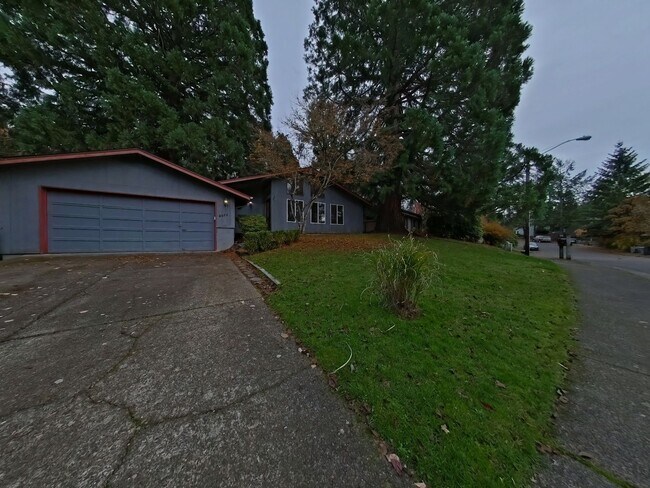 Primary Photo - Remodeled 3 Bedroom House ~ North Corvallis