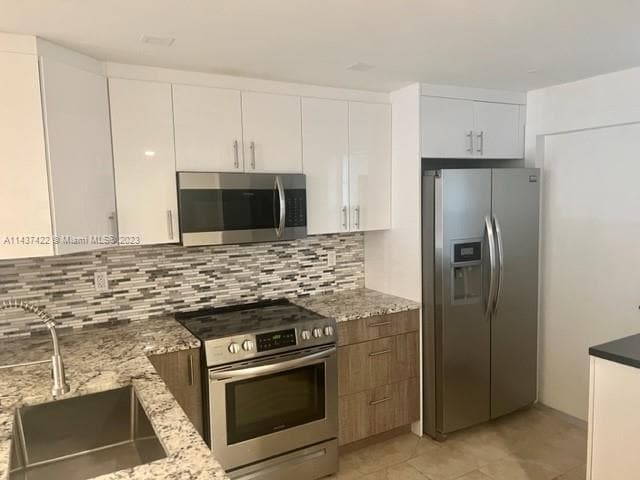 Building Photo - 3010 N Course Dr