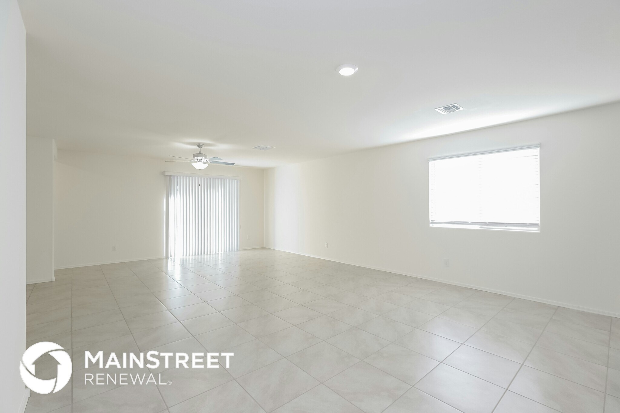 Building Photo - 25368 W Mahoney Ave