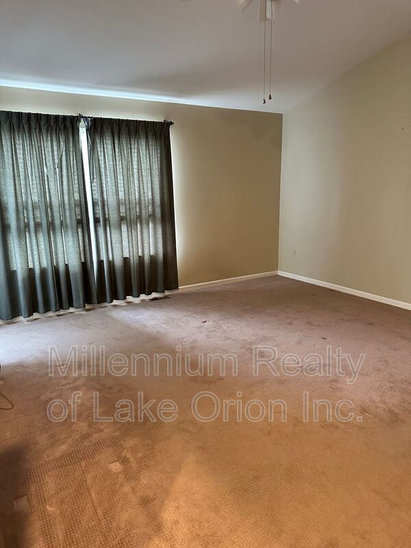 Building Photo - 3189 Silverbrook Dr