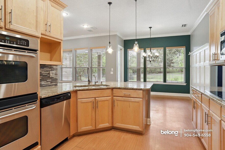 Building Photo - 85053 Sagaponack Dr