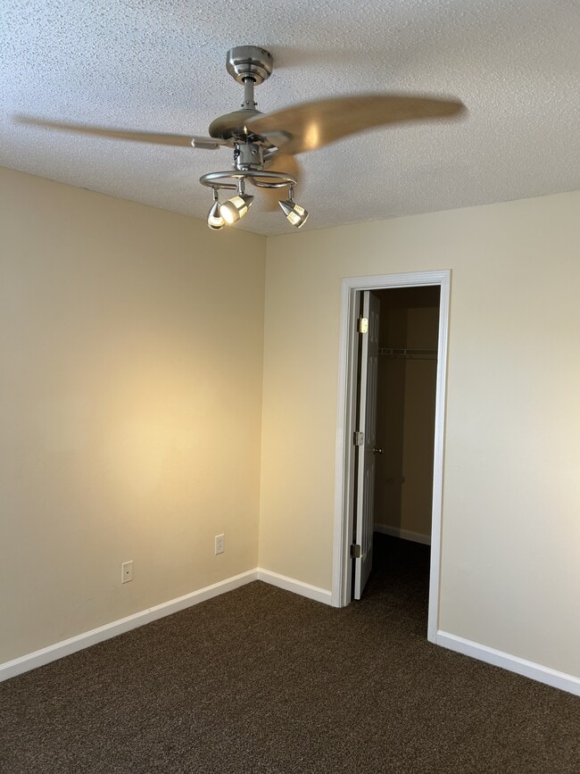 Building Photo - 178 Tibton Cir