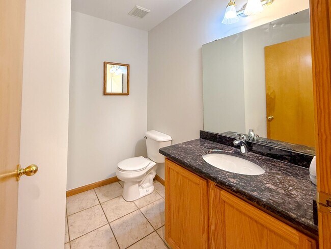 Building Photo - Exceptional Lease Offering in Novi Schools!