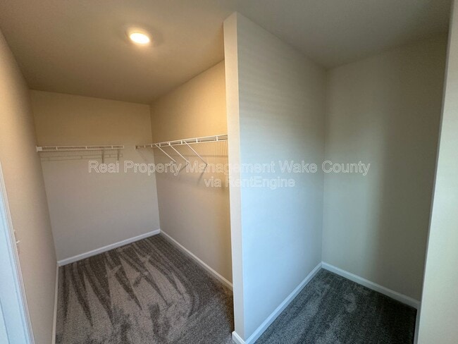 Building Photo - 344 Abbots Ml Dr