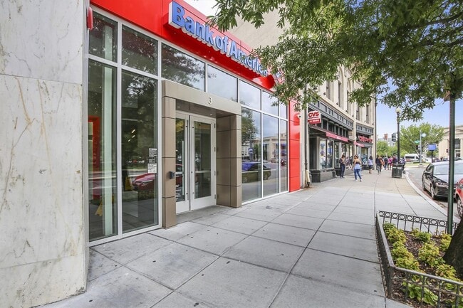 Building Photo - DC Studio in "Old City"  - Furnished!! Murphy bed & small sofa.