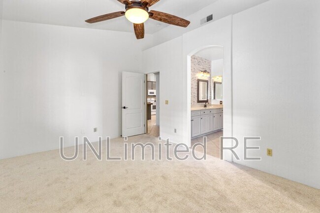 Building Photo - 2216 Austin Way