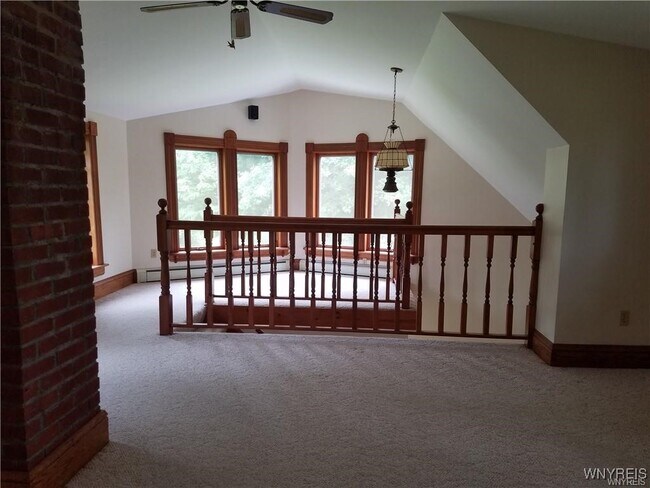 Building Photo - 2885 Hess Rd