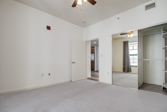 Building Photo - 1150 J St