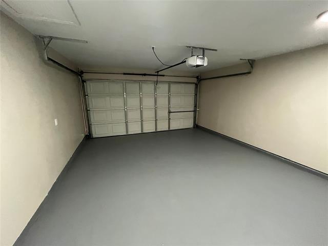 Building Photo - 14215 Osage Dr