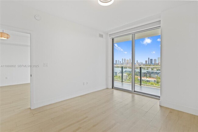 Building Photo - 16385 Biscayne Blvd