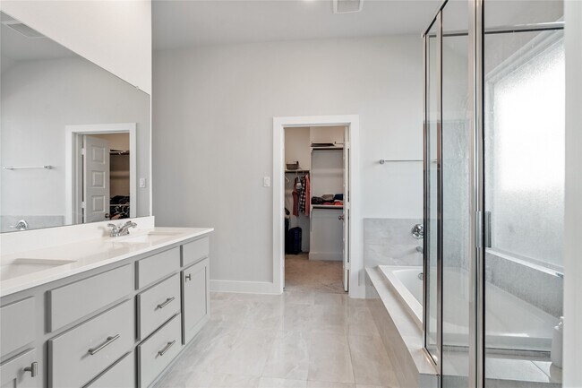 Building Photo - 17623 Azalea Clf Ct