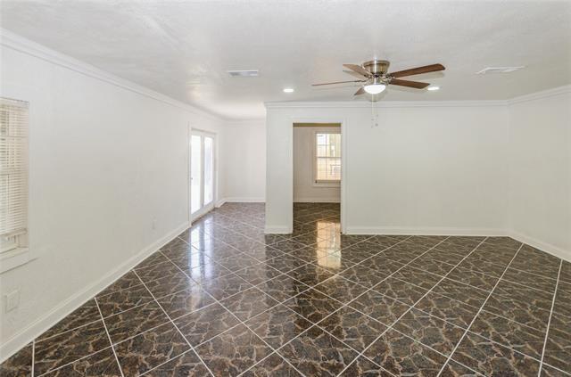 Building Photo - 4302 Glenhaven Dr