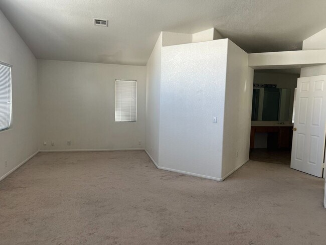 Building Photo - 8706 Martinique Bay Ln