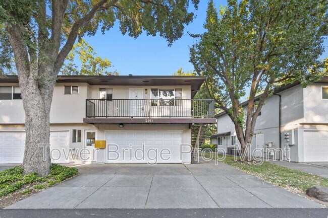 Building Photo - 2911 Austin St