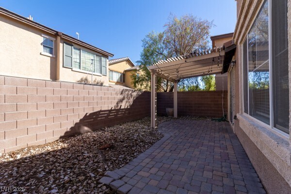 Building Photo - 5716 Athinas St