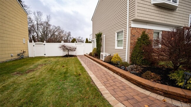 Building Photo - 15 Westminster Ln