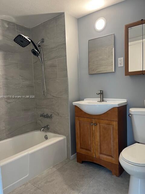 Building Photo - 837 NE 17th Terrace