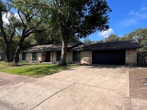 Building Photo - 3803 Greystone Dr