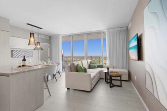 Building Photo - 4010 S Ocean Dr