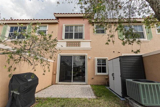 Building Photo - 14387 SW 9th Ct