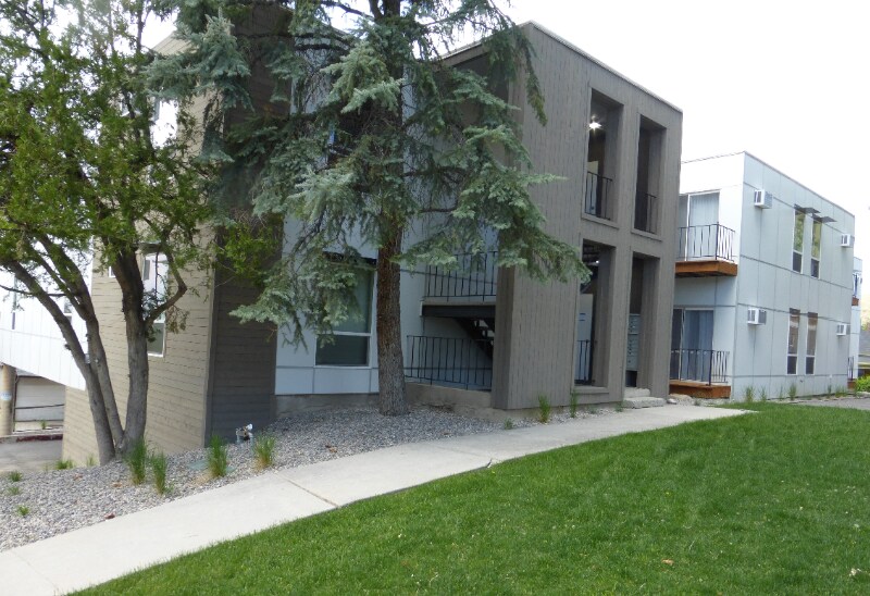 Building Photo - 172 W Clinton Ave