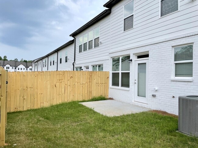 Building Photo - 374 Auburn Valley Wy