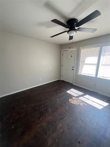 Building Photo - 5232 Encino Rd