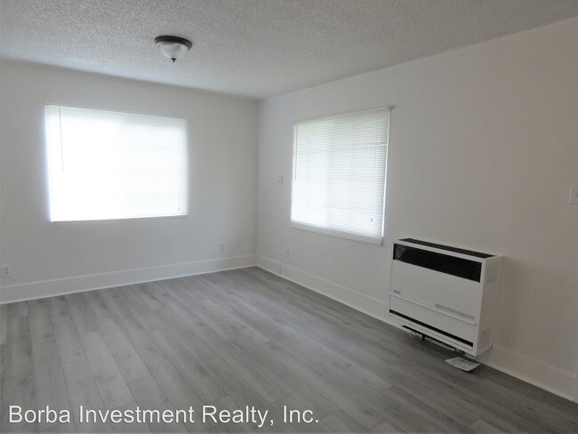 Building Photo - 1638 Gaviota Ave