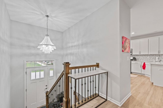 Building Photo - 1627 Sager Way