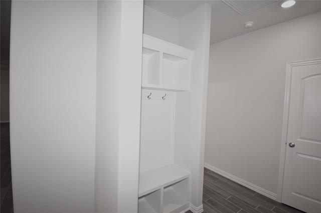 Building Photo - 5408 Locke Dr