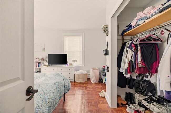 Building Photo - 22 Summer St