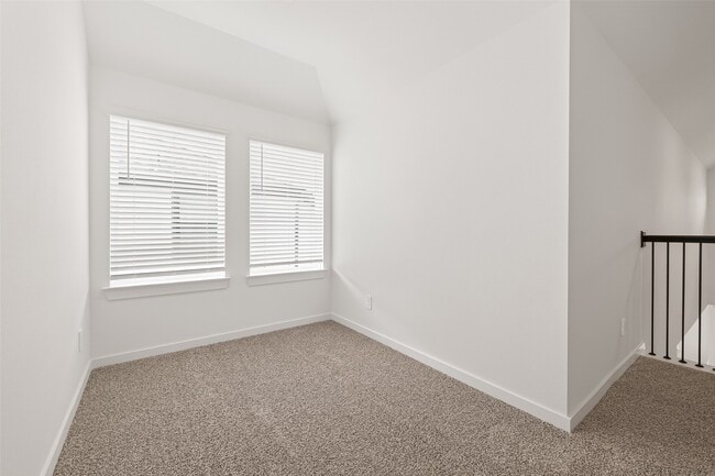 Building Photo - 426 Yellow Dandelion Ln