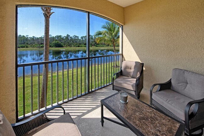 Building Photo - Available from Jun 1st as a furnished annual 2BR/2BA+Den Condo in Treviso Bay!
