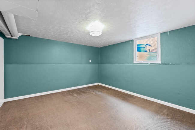 Building Photo - 435 E Coatsville Ave