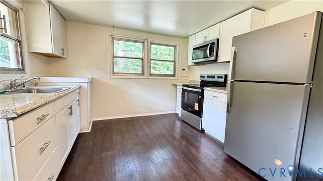 Building Photo - 15817 Gatewood Rd