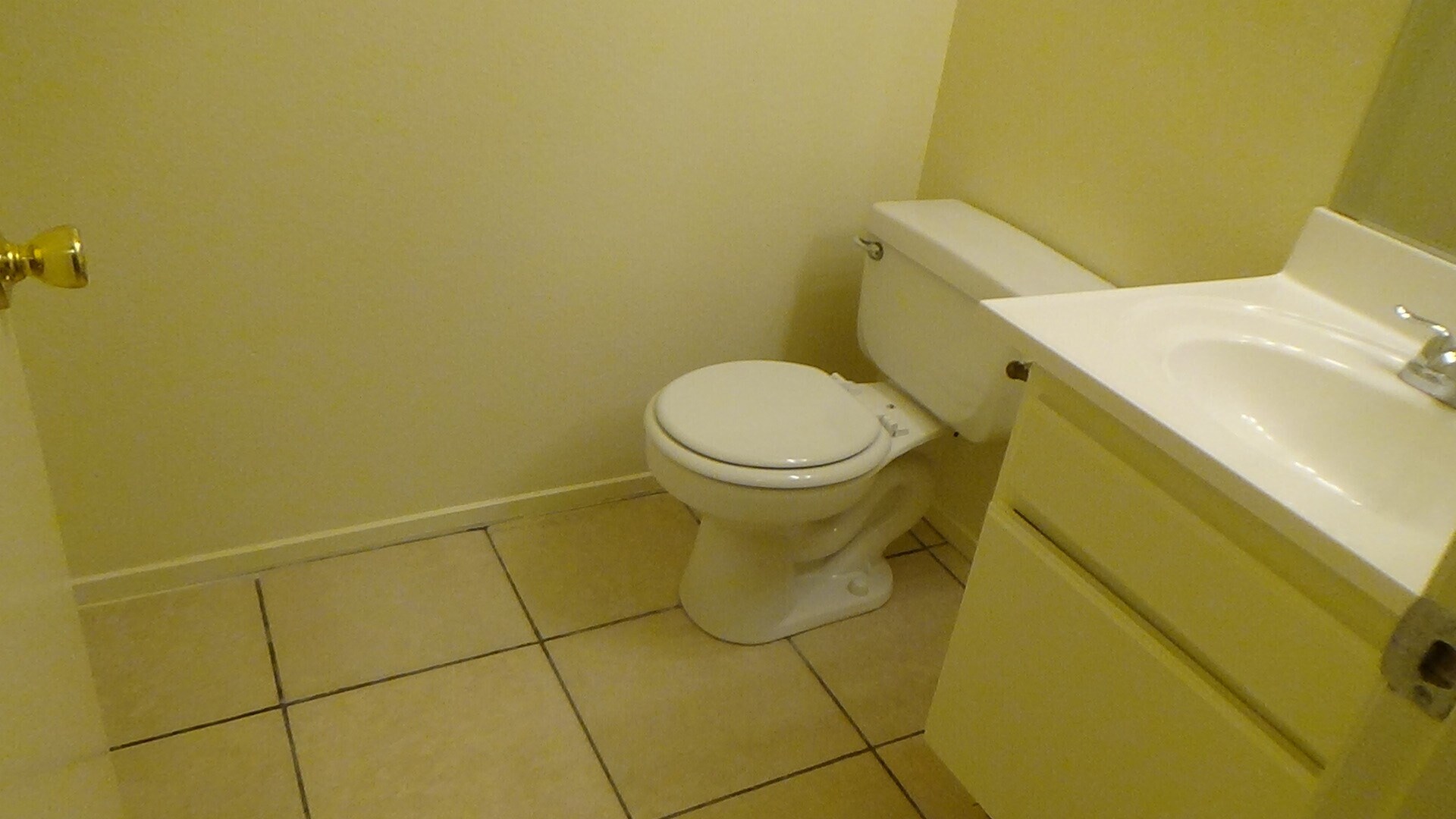 1/2Bathroom - 1117 Seabreeze Way
