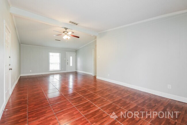 Building Photo - 3 BR/2BA | Newly Renovated Single Family Home | With Garage| Spacious Layout & Modern Upgrades!