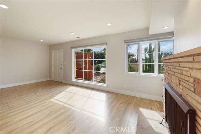 Building Photo - 440 Cress St