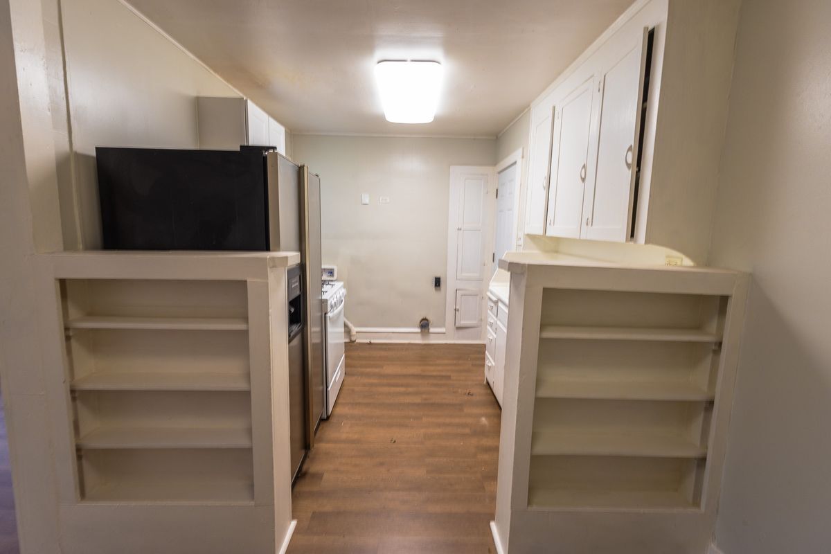 Building Photo - 615 N 23rd St