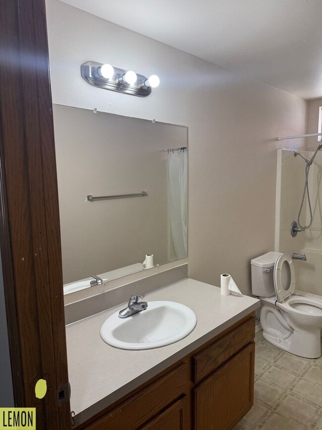 Building Photo - 201 E &quot;P&quot; St