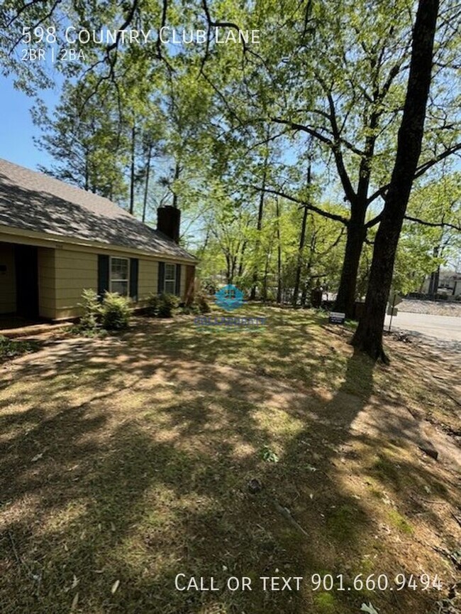 Building Photo - 598 Country Club Ln