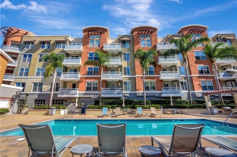 Building Photo - 12668 Chapman Ave