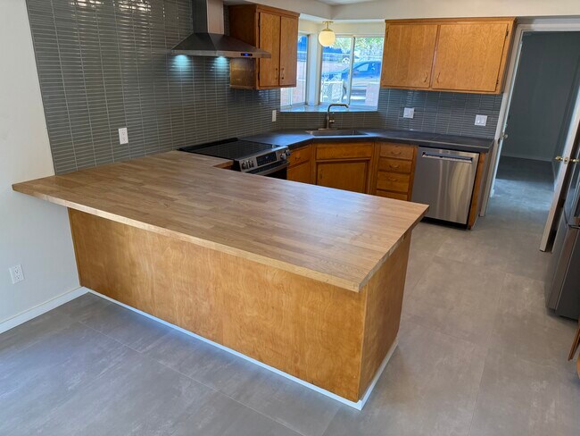 Building Photo - 7515 Bannock Trail