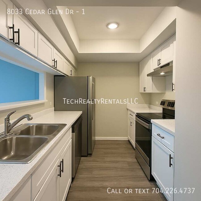 Building Photo - 8033 Cedar Glen Dr