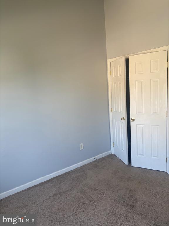 Building Photo - 103 Raphael Ct