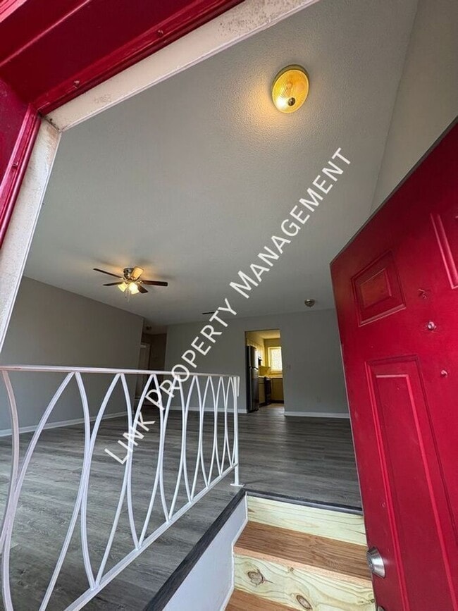 Building Photo - 3403/3405 Gail