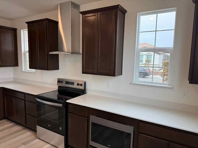 Building Photo - Brand New Home in Elk Grove. 4 Bed/3Bath
