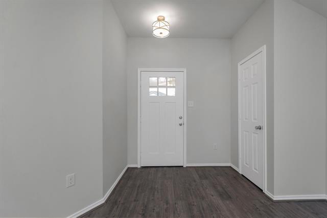 Building Photo - 8112 Arbor Ave