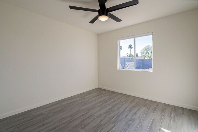 Building Photo - Charming Tempe home with a pool!